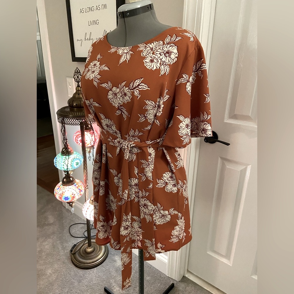 Isabel Maternity by Ingrid & Isabel - Floral Short Sleeve Blouse Shirt